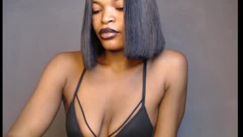 sweetxxboobsx online show from 12, 6, 2026