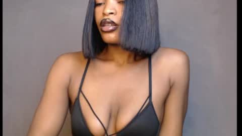 sweetxxboobsx online show from 23, 6, 2026