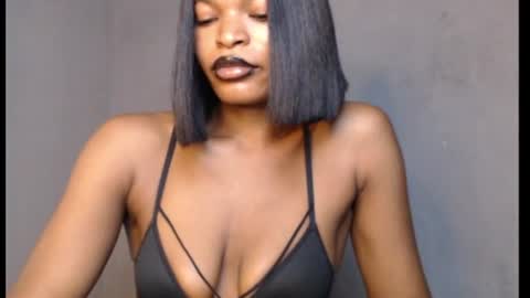 sweetxxboobsx online show from 30, 6, 2026