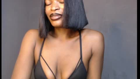 sweetxxboobsx online show from 23, 7, 2026