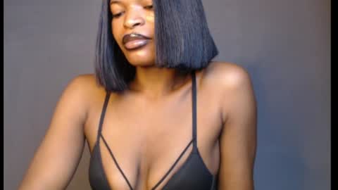 sweetxxboobsx online show from 25, 7, 2026