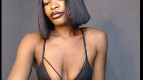sweetxxboobsx online show from 27, 7, 2026