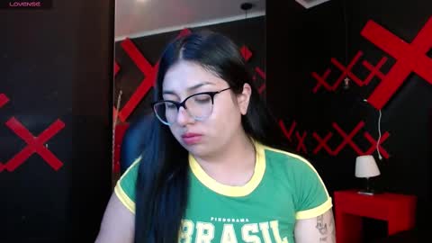 Ashley 3 online show from 18, 1, 2025