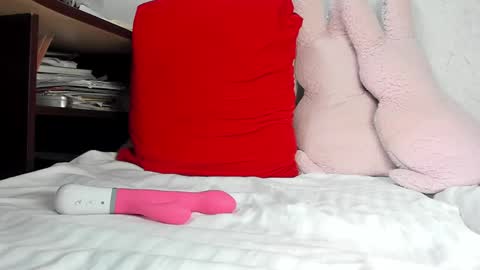 Mia online show from 20, 1, 2025