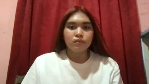 sweety_heart18 online show from 21, 5, 2026