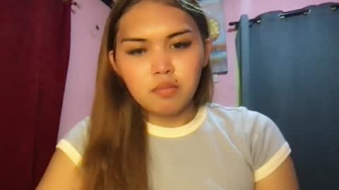 sweety_heart18 online show from 1, 8, 2026