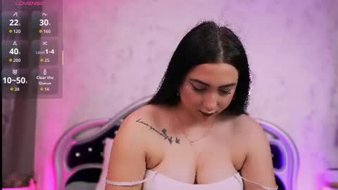 Snapshot of sweety_sasha18 chatting on 23, 6, 2026 Sasha online show from 23, 6, 2026