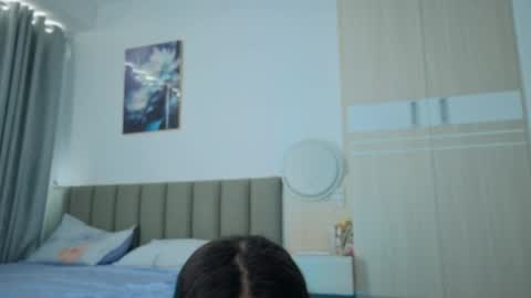 Vikky online show from 8, 5, 2026