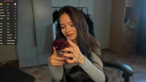Snapshot of sweetydeviliya chatting on 18, 6, 2026 sweetydeviliya online show from 18, 6, 2026