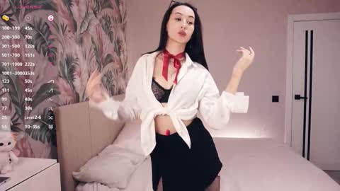 Astrid online show from 5, 10, 2025