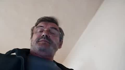 Raymond online show from 26, 4, 2026