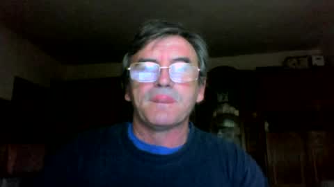Snapshot of swergiu333 chatting on 11, 5, 2026 Raymond online show from 11, 5, 2026