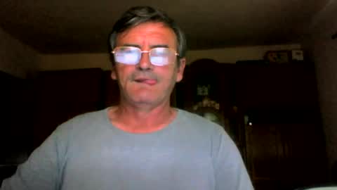 Snapshot of swergiu333 chatting on 12, 6, 2026 Raymond online show from 12, 6, 2026