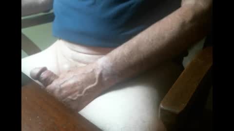 Snapshot of swizzle__stick chatting on 13, 10, 2025 will jeffers online show from 13, 10, 2025