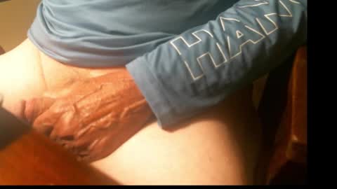 Snapshot of swizzle__stick chatting on 27, 10, 2025 will jeffers online show from 27, 10, 2025