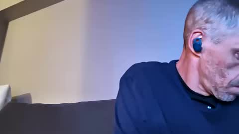 swontguy2025 online show from 10, 10, 2025