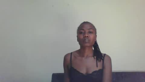 Snapshot of swtebony1 chatting on 18, 12, 2024 ALICIA online show from 18, 12, 2024