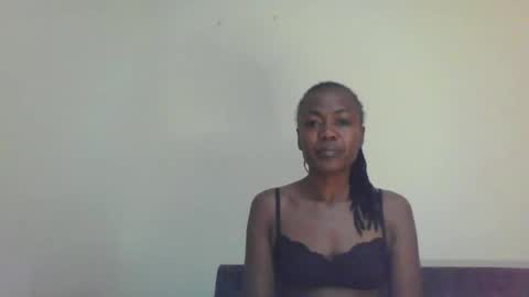 Snapshot of swtebony1 chatting on 25, 12, 2024 ALICIA online show from 25, 12, 2024