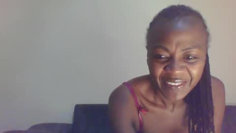 Snapshot of swtebony1 chatting on 6, 1, 2025 ALICIA online show from 6, 1, 2025