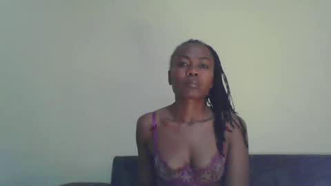 Snapshot of swtebony1 chatting on 17, 2, 2025 ALICIA online show from 17, 2, 2025