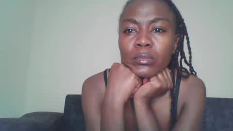 Snapshot of swtebony1 chatting on 5, 3, 2026 ALICIA online show from 5, 3, 2026