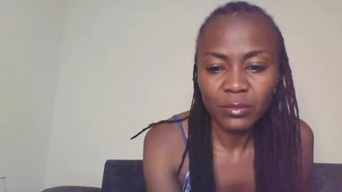 Snapshot of swtebony1 chatting on 21, 4, 2026 ALICIA online show from 21, 4, 2026