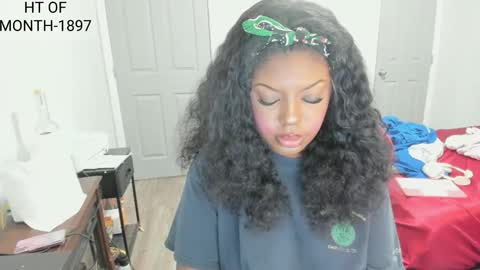 Snapshot of sxamleuy chatting on 19, 11, 2025 sxamleuy online show from 19, 11, 2025