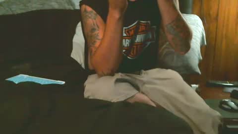 Snapshot of sydetrak4469 chatting on 13, 10, 2025 Syde online show from 13, 10, 2025