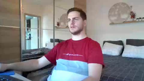 syl092 online show from 10, 1, 2025