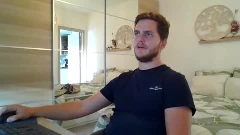 syl092 online show from 15, 9, 2025