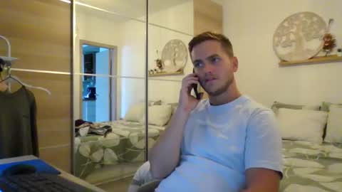 syl092 online show from 25, 9, 2025