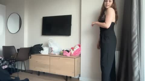 Sylvia online show from 28, 7, 2026