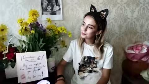 Emily online show from 28, 7, 2026