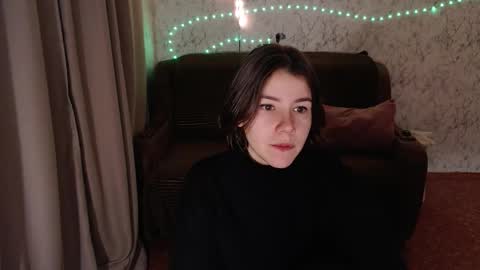 Snapshot of syrendixon chatting on 9, 11, 2025 SyrenDixon online show from 9, 11, 2025