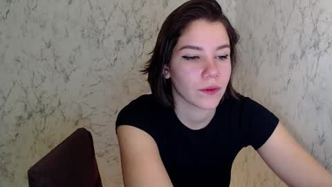 Snapshot of syrendixon chatting on 20, 12, 2025 SyrenDixon online show from 20, 12, 2025