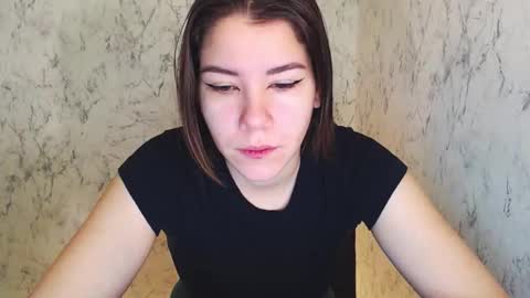 Snapshot of syrendixon chatting on 23, 12, 2025 SyrenDixon online show from 23, 12, 2025