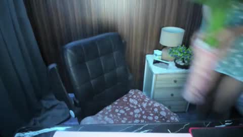 Snapshot of szaplayz chatting on 4, 3, 2025 Jenny online show from 4, 3, 2025