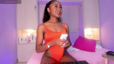 Snapshot of t4mmy_ chatting on 5, 2, 2025 t4mmy_ online show from 5, 2, 2025