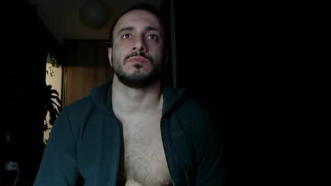 Huracane online show from 3, 2, 2025