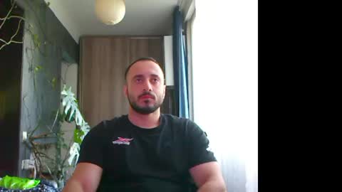 Huracane online show from 25, 4, 2026