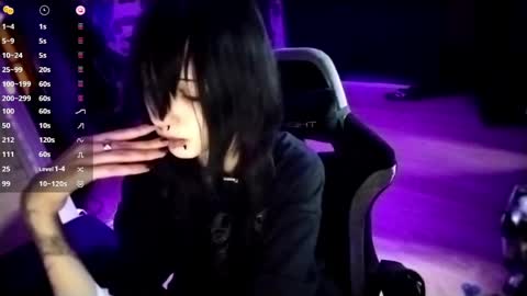 Lina online show from 23, 4, 2026