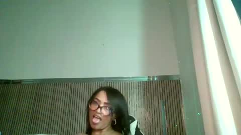 yameil online show from 23, 4, 2026