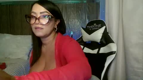 yameil online show from 26, 4, 2026