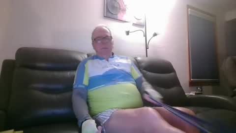 tacrunner66_ online show from 10, 3, 2025