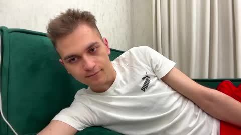 Snapshot of tai_fun chatting on 23, 5, 2026 Alex online show from 23, 5, 2026
