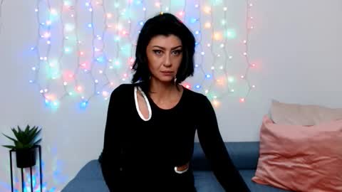 Snapshot of taissa1 chatting on 30, 11, 2025 Taissa1 online show from 30, 11, 2025