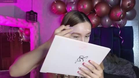 Taissa online show from 9, 11, 2025