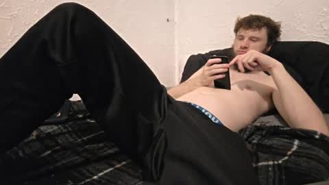 Snapshot of talenjames chatting on 6, 3, 2026 Talen James online show from 6, 3, 2026