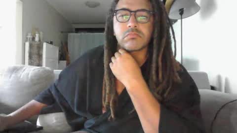 Edge Master Flash online show from 14, 2, 2025