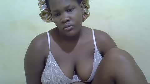 Snapshot of taliah254 chatting on 12, 3, 2025 taliah254 online show from 12, 3, 2025